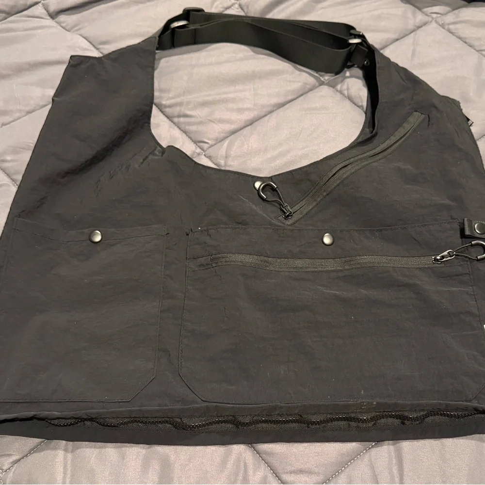 Black Men's Oversized Tote Bag - Minimal Everyday Carry